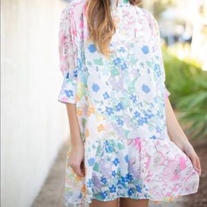 Large NWOT Arthur Jane Claire dress. Beautiful muted floral pattern.